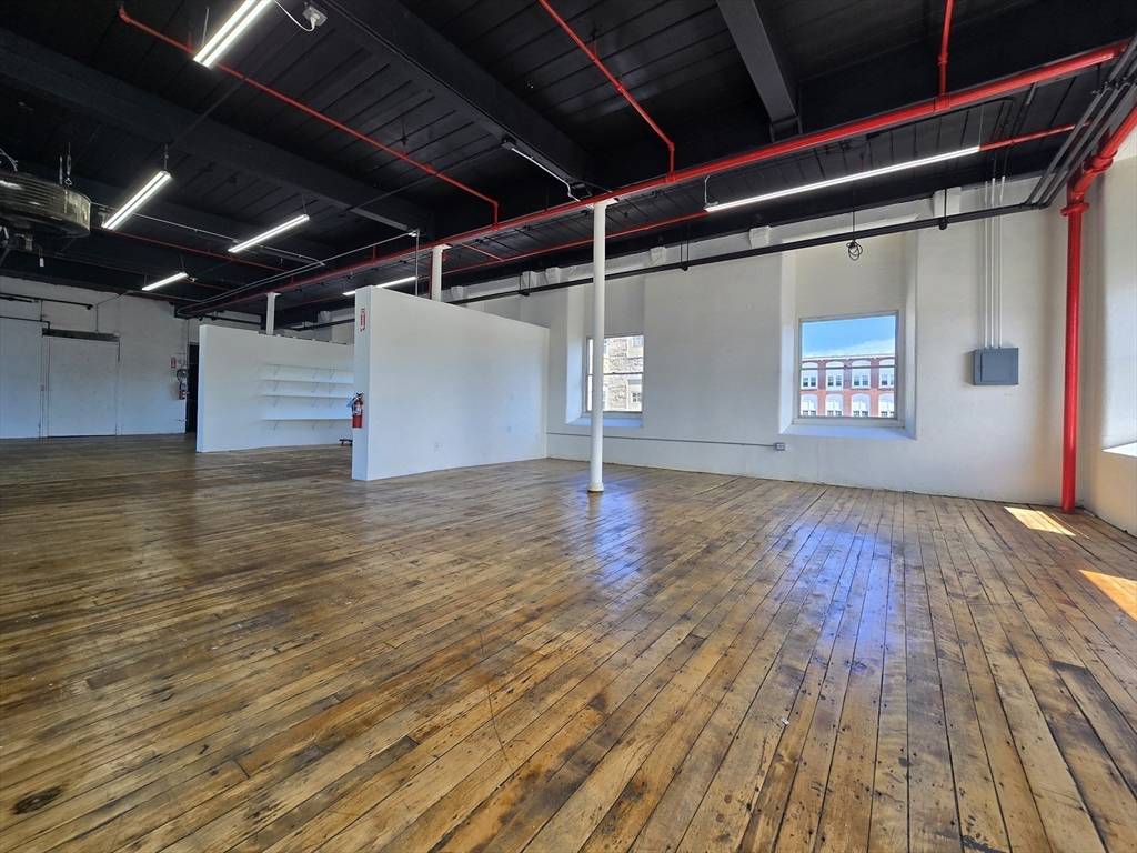 Fall River, MA 02721,192 Anawan St. #403
