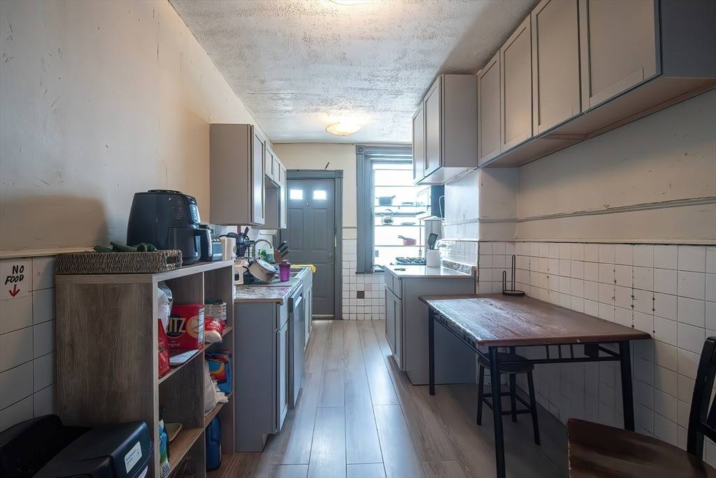 Boston, MA 02134,5 Linden St #2