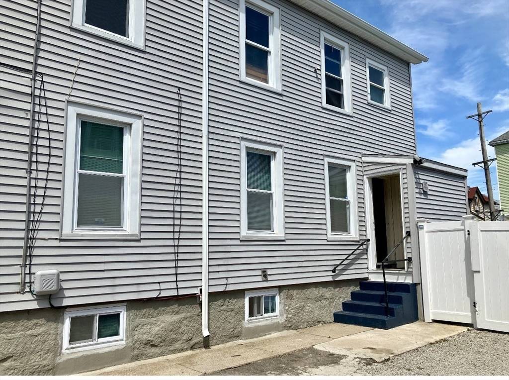 New Bedford, MA 02746,363 Earle St.