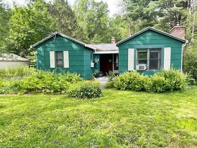 South Hadley, MA 01075,64 Hadley