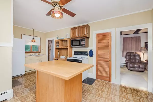 Taunton, MA 02780,4 Chase Street
