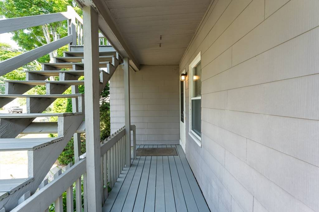 Lowell, MA 01854,30 Waterford St
