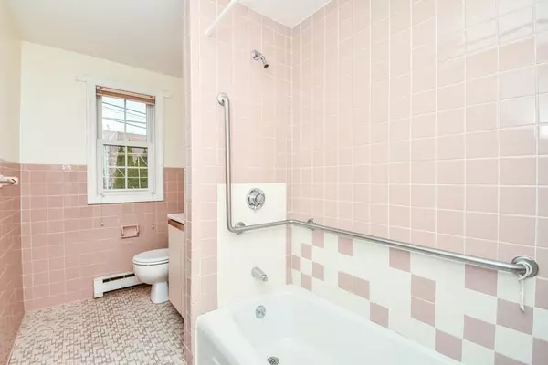 Arlington, MA 02476,14 Old Colony Lane #3