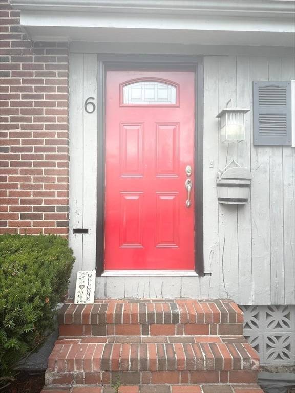 Malden, MA 02148,6 Grant Road