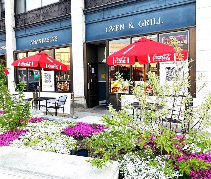 12 Union Ave, Framingham, MA 01702