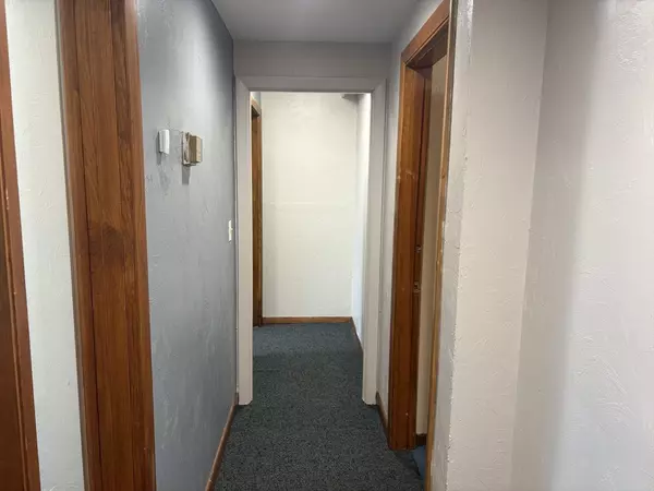 Needham, MA 02494,280 Hillside Ave #6