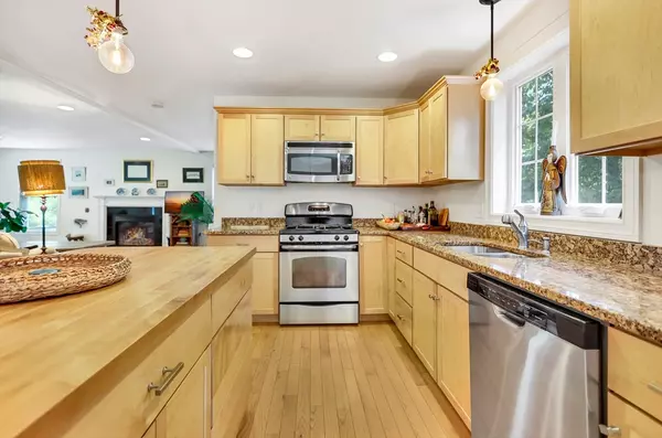 Haverhill, MA 01835,350 Chadwick Rd