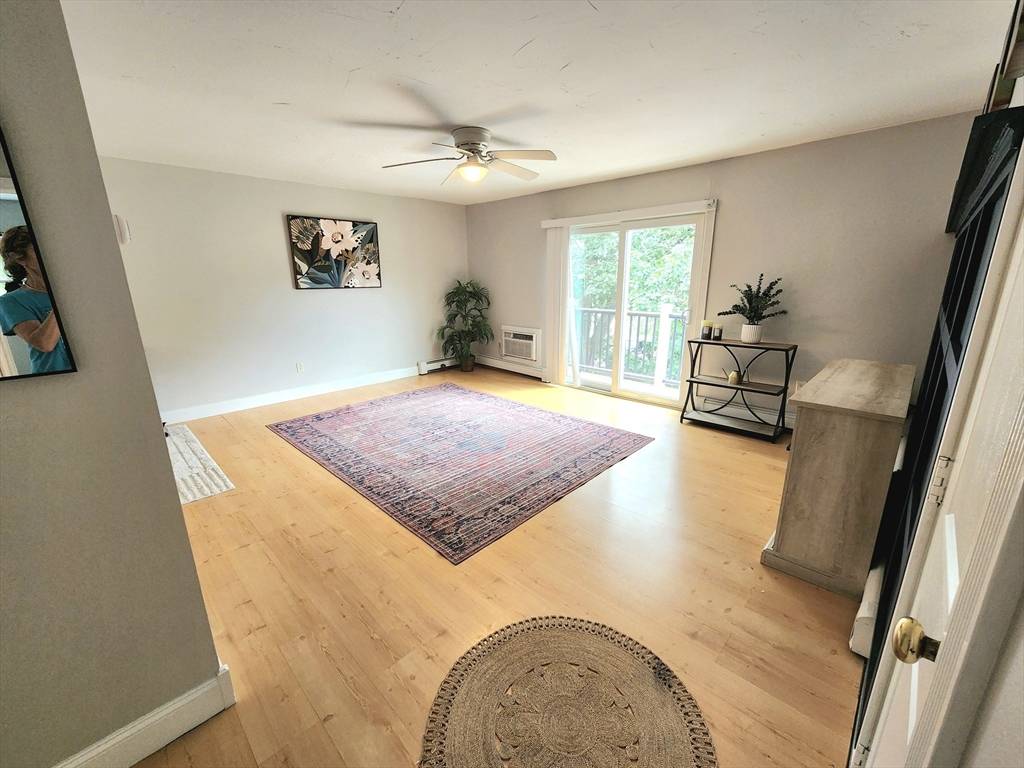 Plymouth, MA 02360,19 Chapel Hill Drive #9