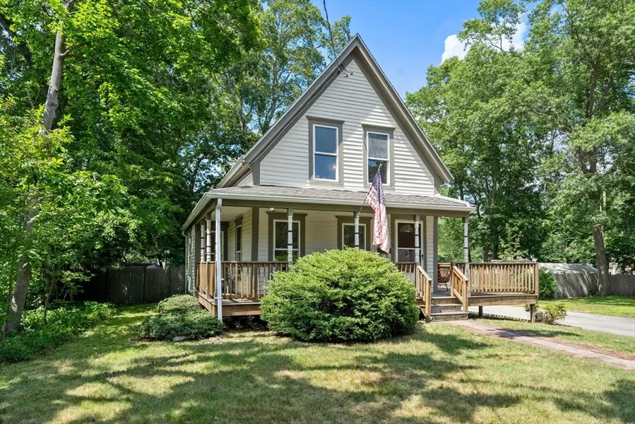 40 Florence St, Rockland, MA 02370