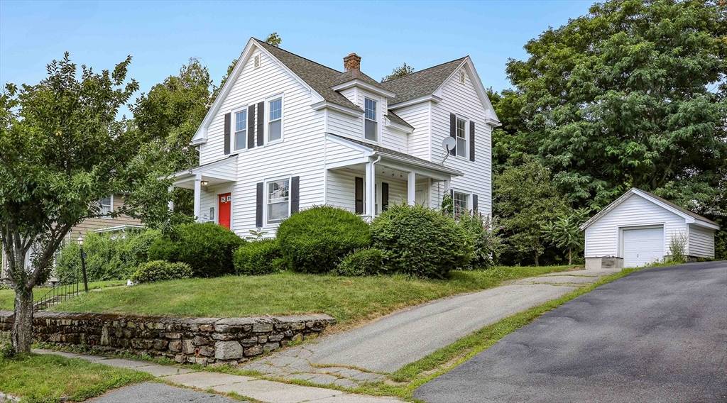 120 Hillcroft Ave, Worcester, MA 01606