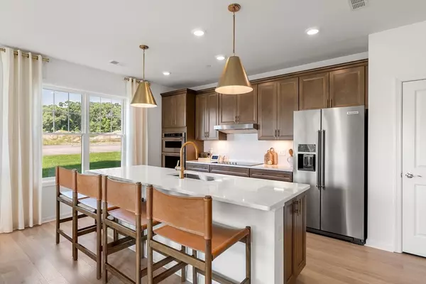 Westborough, MA 01581,2 Codman Way #207