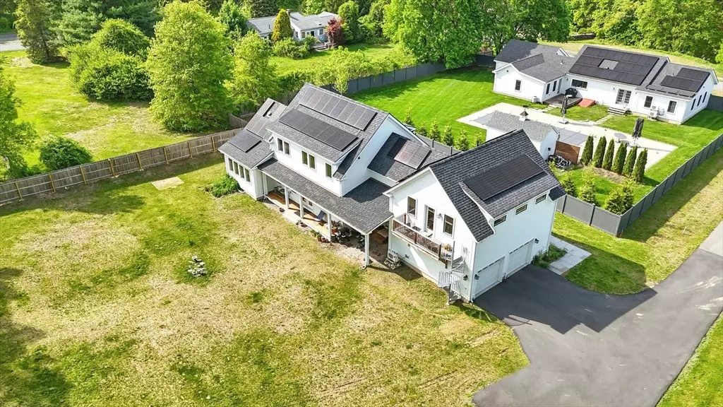 Amherst, MA 01002,13-15 Vista Ter