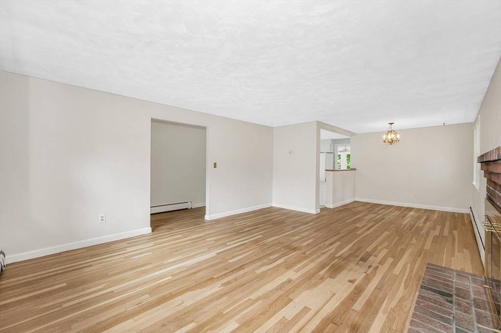 Danvers, MA 01923,15 Valley Road