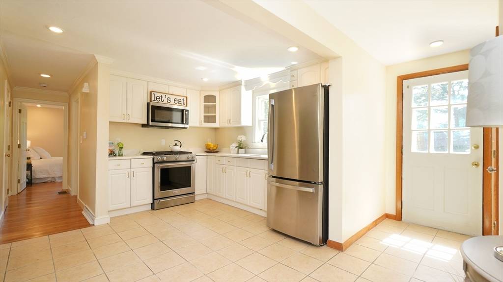 Franklin, MA 02038,7 Acorn Place