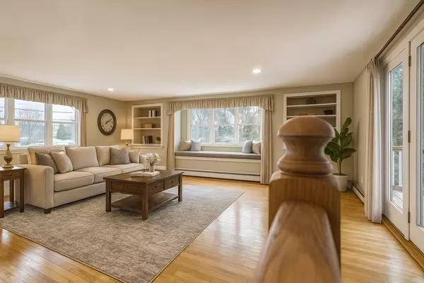 Chelmsford, MA 01824,5 Carriage Drive