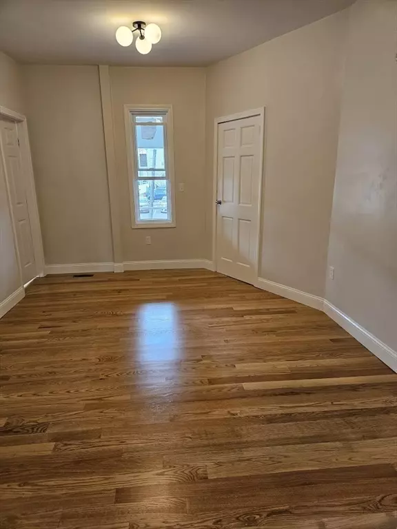 Stoughton, MA 02072,91 Porter Street #1