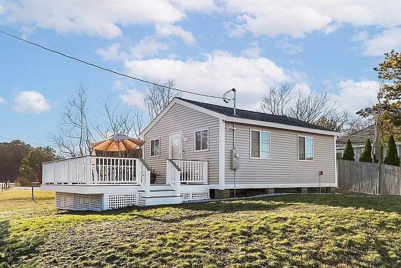 Westport, MA 02790,79 Gidley Lane