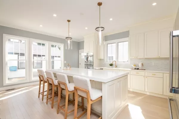 Cambridge, MA 02141,140 Otis Street #1