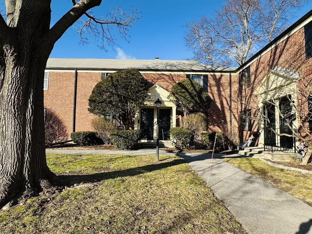 Watertown, MA 02472,324 Lexington St #324