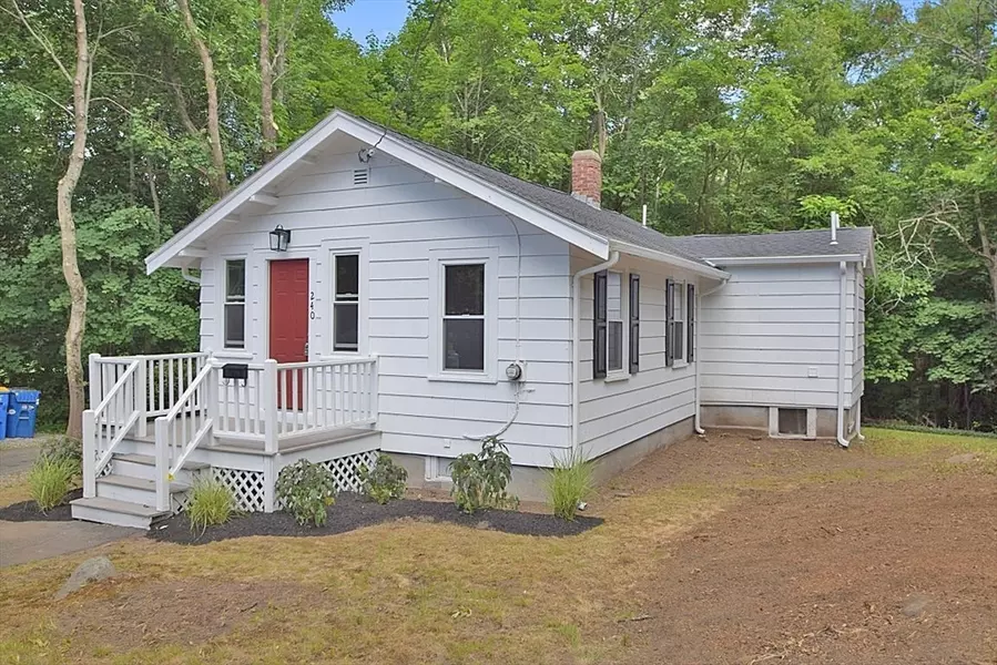 240 South St, Randolph, MA 02368