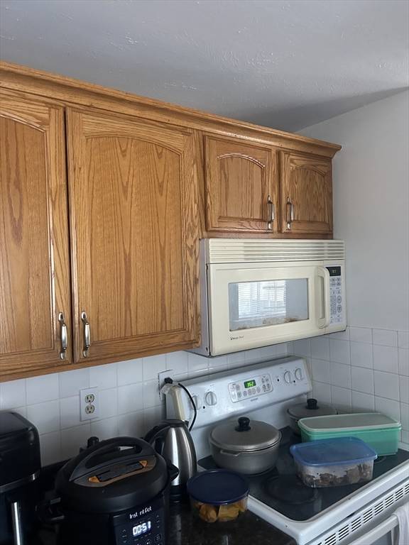 Framingham, MA 01702,101 Bishop Dr #101