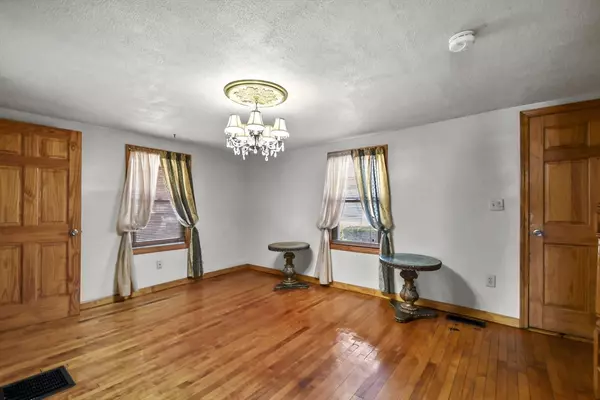 Fitchburg, MA 01420,19 Lincoln St