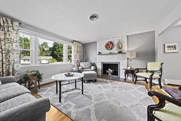 Weymouth, MA 02190,49 Woodman Cir