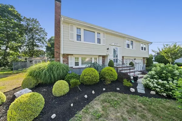 Weymouth, MA 02190,49 Woodman Cir