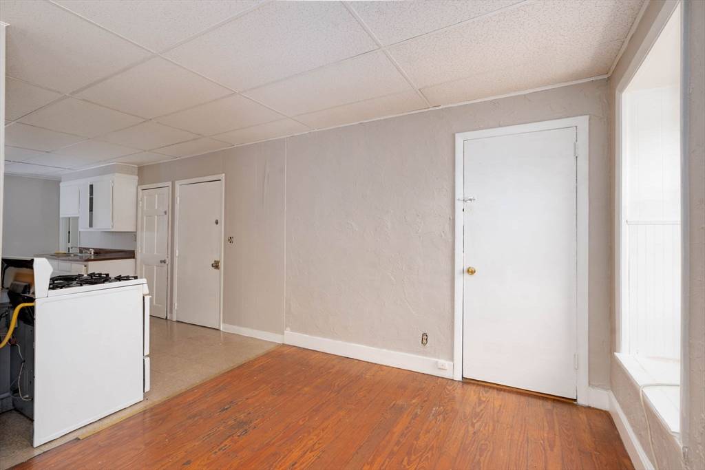 Quincy, MA 02169,83-85 Water St