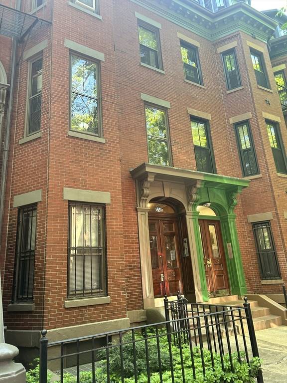 10 Wellington #3R, Boston, MA 02118
