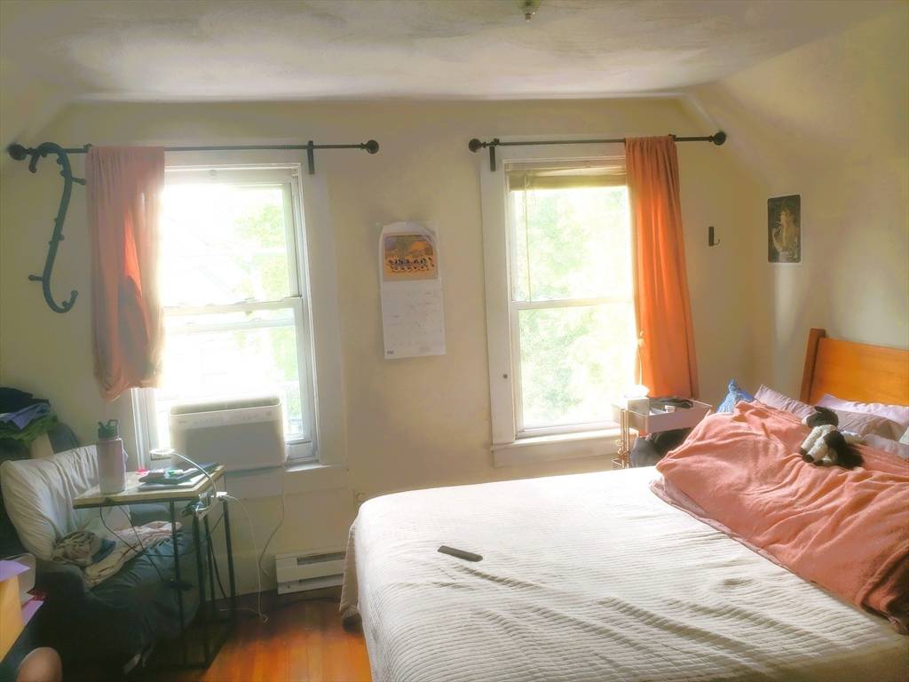 Somerville, MA 02144,19 Burnside Ave #3
