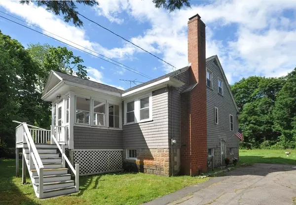 Hingham, MA 02043,247 Central St