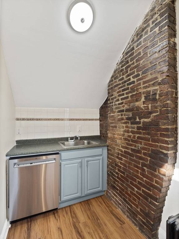 Boston, MA 02127,149 Dorchester Street #3