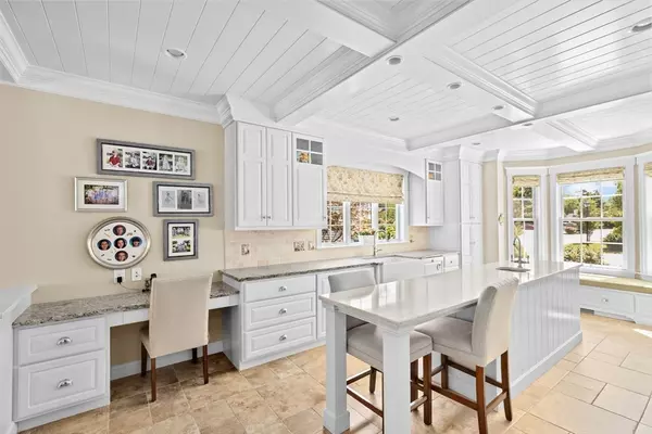 Hingham, MA 02043,5 Callahan Pl