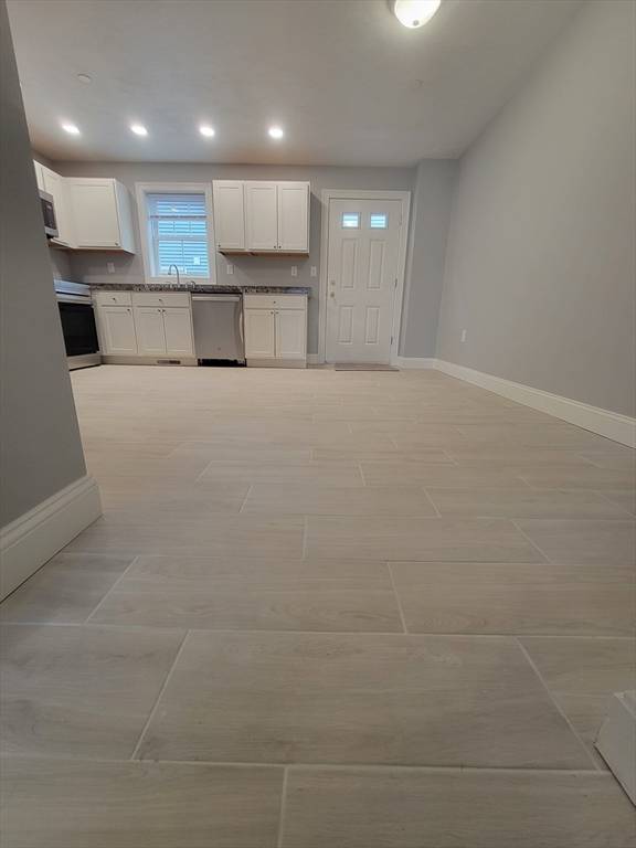 Brockton, MA 02301,55 Arlington Street #9