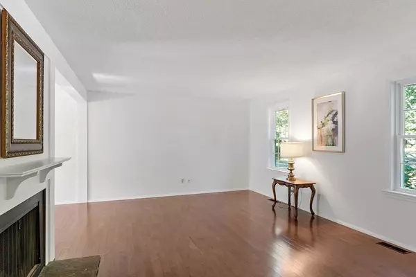 Boxborough, MA 01719,68 Macintosh Lane #68