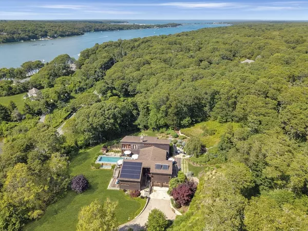 Oak Bluffs, MA 02557,400 Barnes Road