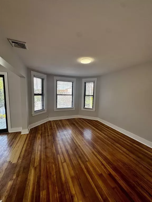 Boston, MA 02128,911 Saratoga Street #3