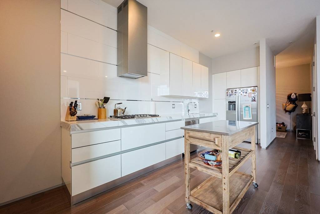 537 E 1st #1, Boston, MA 02127