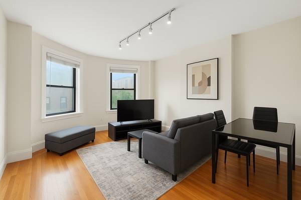 310 Shawmut #3, Boston, MA 02118