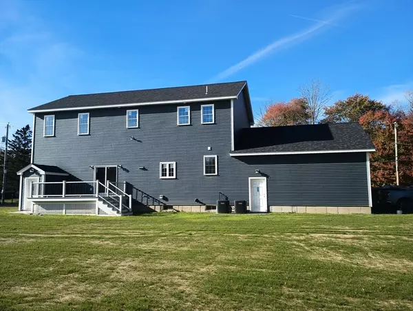 Dighton, MA 02764,1421 Tremont St.