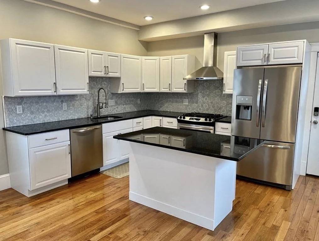 16 E Cottage St #1, Boston, MA 02125