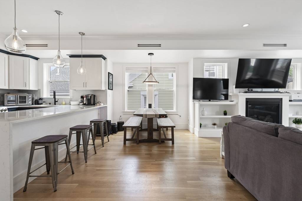 Boston, MA 02122,10 Hallet #2