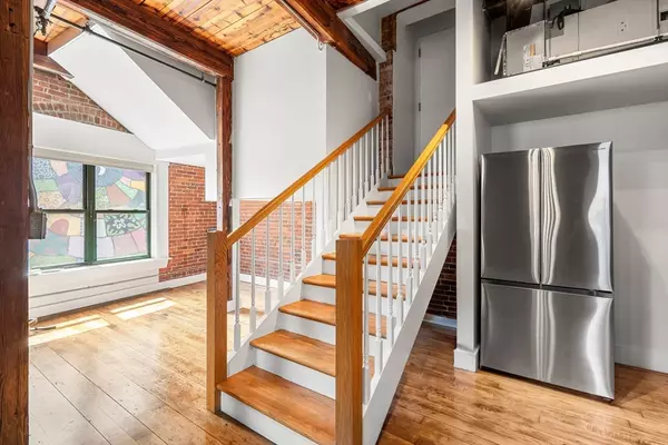 Lynn, MA 01901,49 Munroe St #306