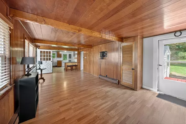 Lakeville, MA 02347,120 Hackett Ave