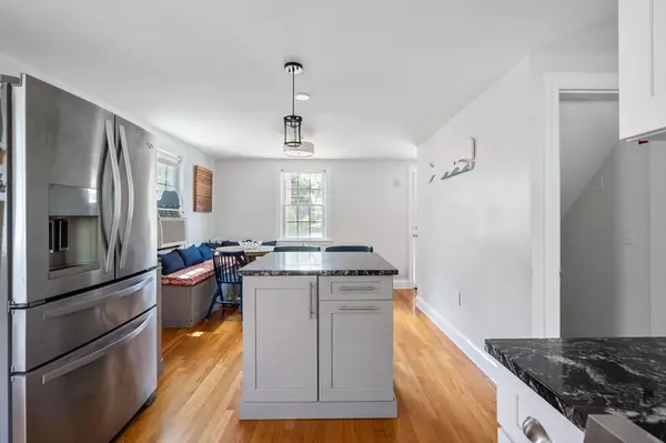 Milton, MA 02186,40 Lyman Rd