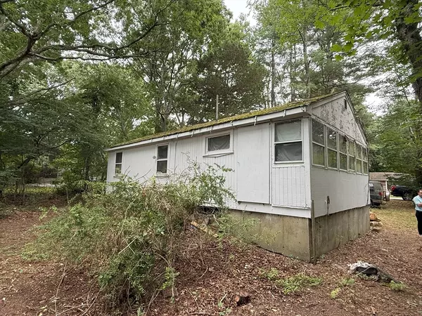 Berkley, MA 02779,35 Water Street