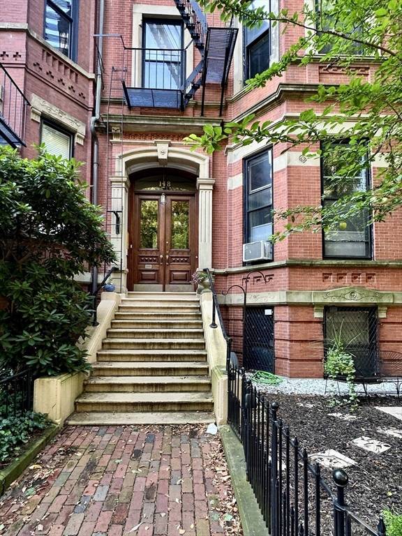 148 Marlborough Street #2F, Boston, MA 02116