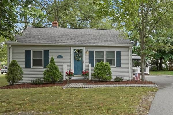 4 Mott Drive, Attleboro, MA 02703