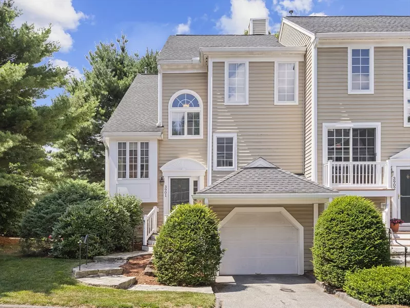 3901 Knightsbridge Close #3901, Worcester, MA 01609